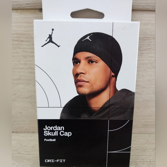 Nike Accessories Nwt Nike Jordan Skull Cap Adult One Size Nfl